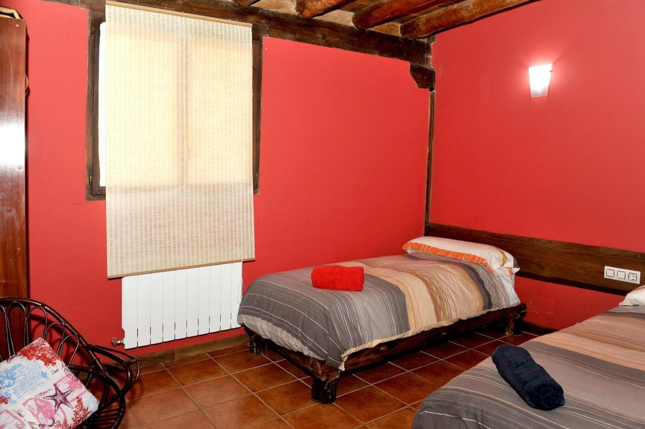 La Cabana De Sara Vinuesa Bagian luar foto