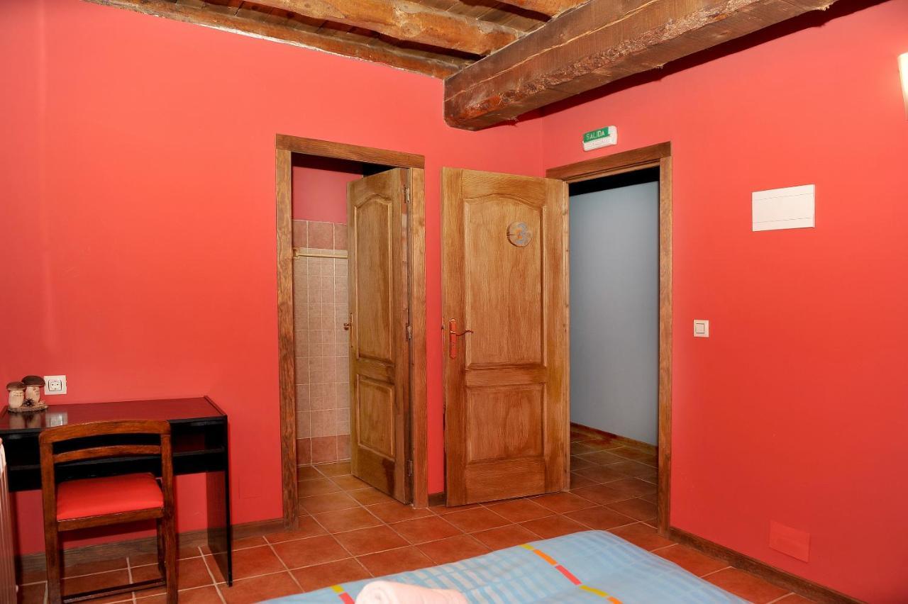 La Cabana De Sara Vinuesa Bagian luar foto