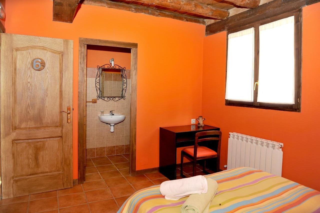 La Cabana De Sara Vinuesa Bagian luar foto