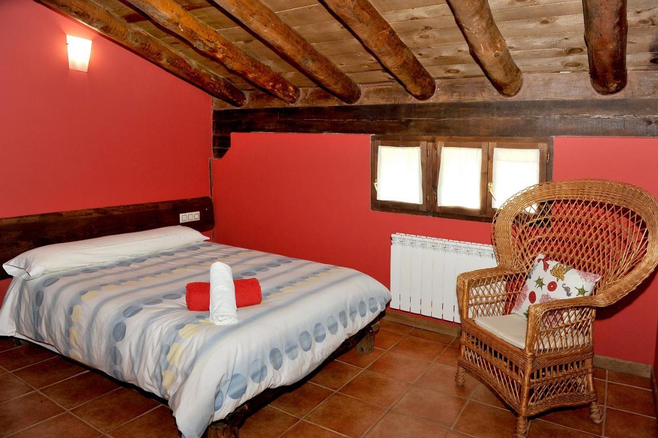 La Cabana De Sara Vinuesa Bagian luar foto